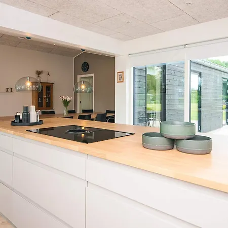 Vakantiehuis 5 Star In Fårvang